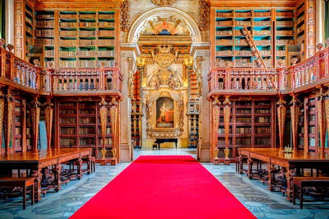 livrarias e bibliotecas mais bonitas de Portugal
