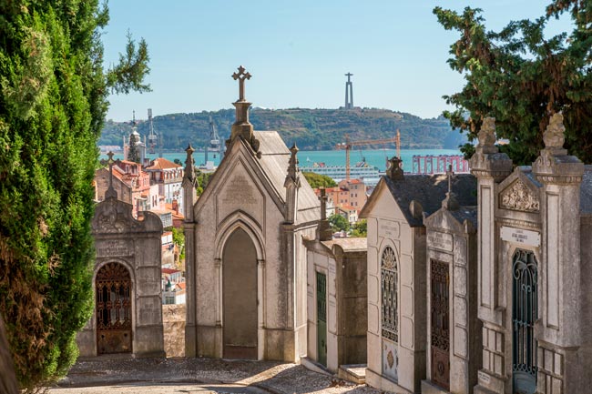 turistas fazem em Lisboa