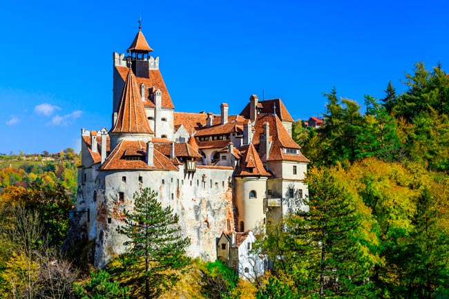 7 castelos e palácios assombrados e os seus fantasmas. Um é português! castelos e palácios assombrados