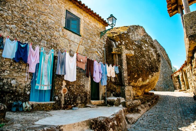 A aldeia que anda a fascinar os japoneses no Centro de Portugal A aldeia que anda a fascinar os japoneses no Centro de Portugal