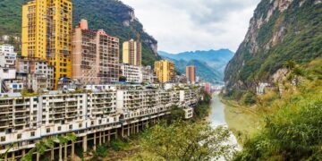 cidade mais estreita do mundo