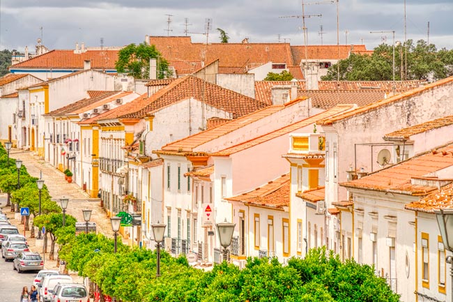 Vila Viçosa: A pérola que foi berço de Florbela Espanca no Alentejo berço de Florbela Espanca