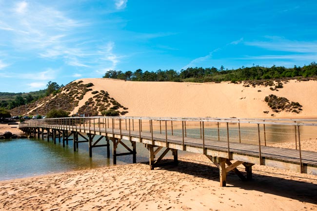 É a maior duna de Portugal e uma das maiores da Europa maior duna de Portugal
