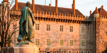 Paço dos Duques De Bragança