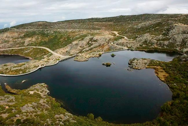 Os segredos da Lagoa Escura na Serra da Estrela Lagoa Escura na Serra da Estrela