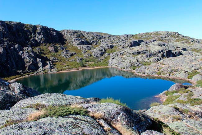 Os segredos da Lagoa Escura na Serra da Estrela Lagoa Escura na Serra da Estrela