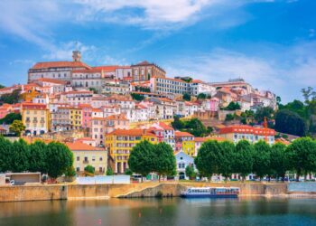 capital de Portugal é Coimbra