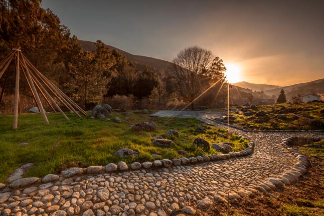Alvoco da Serra: Uma aldeia presépio em plena Serra da Estrela aldeia presépio em plena Serra da Estrela