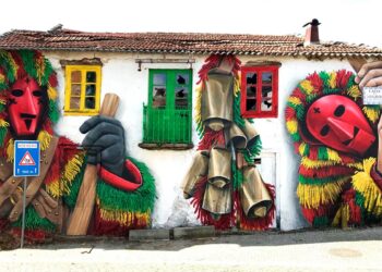 aldeia mais colorida de Portugal
