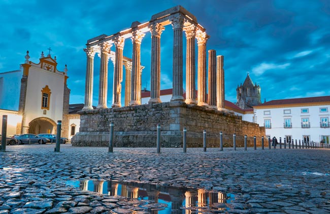 Évora: A cidade fascinante com vinte séculos de histórias no Alentejo vinte séculos de histórias