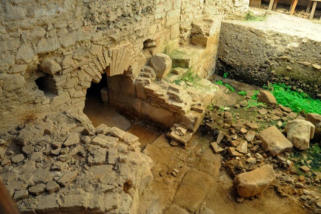 Évora: A cidade fascinante com vinte séculos de histórias no Alentejo vinte séculos de histórias