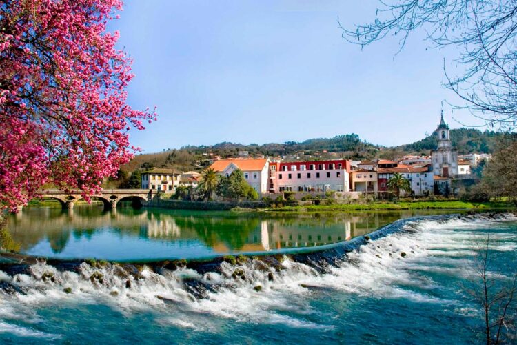 terra onde Portugal se fez