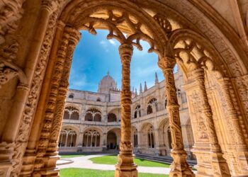 Mosteiros portugueses