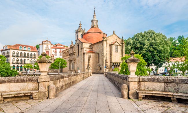 Amarante: Provavelmente, a cidade mais casamenteira de Portugal cidade mais casamenteira
