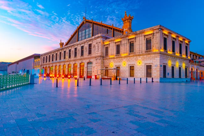 As 36 estações de comboio mais bonitas do mundo. Há 3 em Portugal 36 estações de comboio mais bonitas do mundo