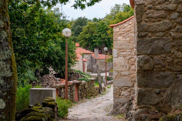 locais escondidos para descobrir perto do Porto