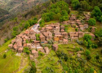 trilhos para fazer e descobrir as Aldeias do Xisto