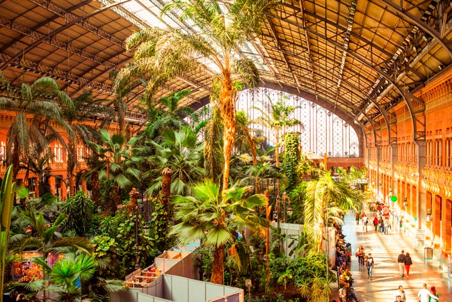 As 36 estações de comboio mais bonitas do mundo. Há 3 em Portugal 36 estações de comboio mais bonitas do mundo