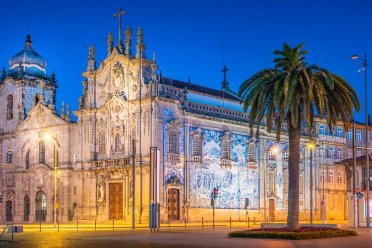 A Forbes apaixonou-se pelos azulejos da cidade do Porto azulejos da cidade do Porto
