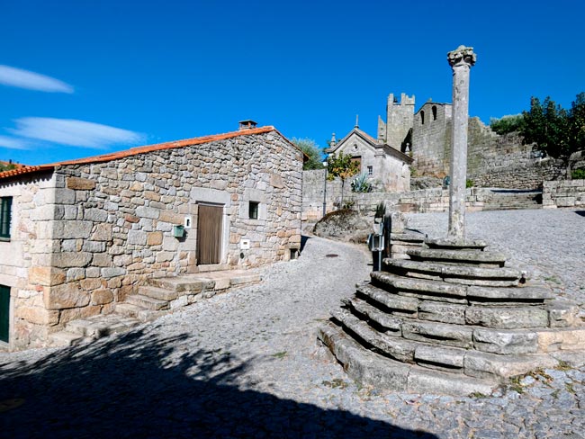 A aldeia onde se viaja no tempo no Centro de Portugal aldeia onde se viaja no tempo