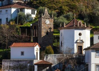 aldeia que celebra anualmente o fim da II Guerra Mundial