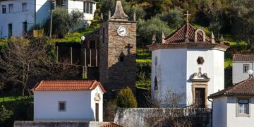 aldeia que celebra anualmente o fim da II Guerra Mundial