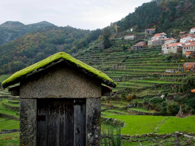 Sistelo: A aldeia que nos deixa sem palavras no Norte de Portugal A aldeia que nos deixa sem palavras