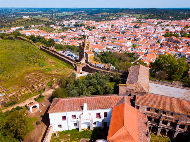 Montemor-o-Novo: A cidade onde se travaram batalhas pela nacionalidade e liberdade no Alentejo travaram batalhas pela nacionalidade