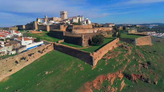 Estremoz: A cidade que a rainha Santa Isabel adorava e onde morreu no Alentejo! rainha Santa Isabel