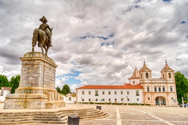 A pérola onde nasceu a portuguesa que foi Rainha de Inglaterra, no Alentejo a portuguesa que foi Rainha de Inglaterra