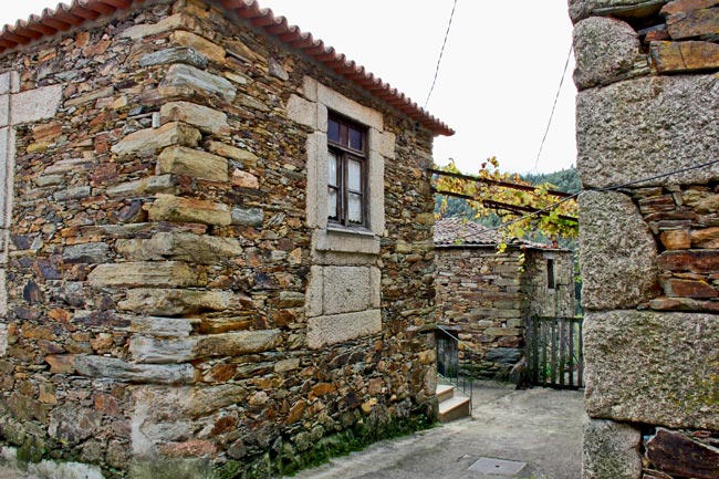 10 fantásticos destinos a menos de uma hora do Porto destinos a menos de uma hora do Porto