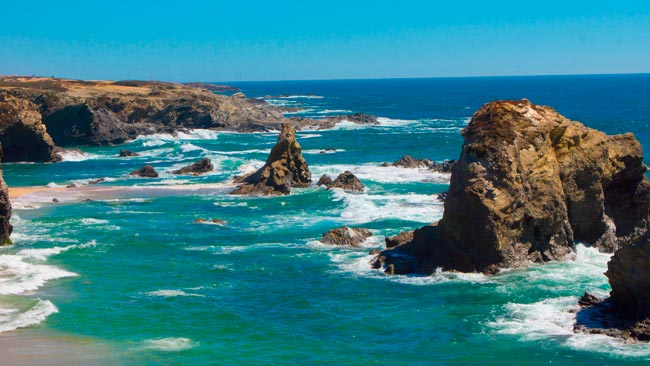 Samoqueira: provavelmente, a praia mais secreta e bonita do Alentejo praia mais secreta e bonita do Alentejo