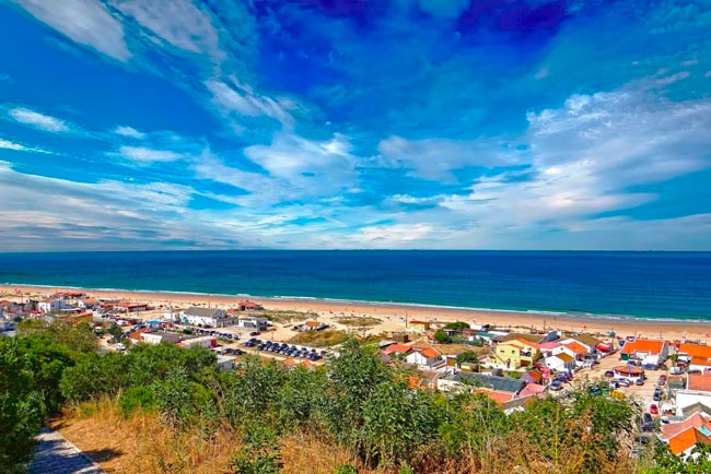 As 10 melhores praias perto de Lisboa melhores praias perto de Lisboa