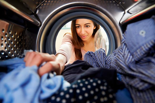 Os 15 itens proibidos de lavar na máquina da roupa máquina da roupa