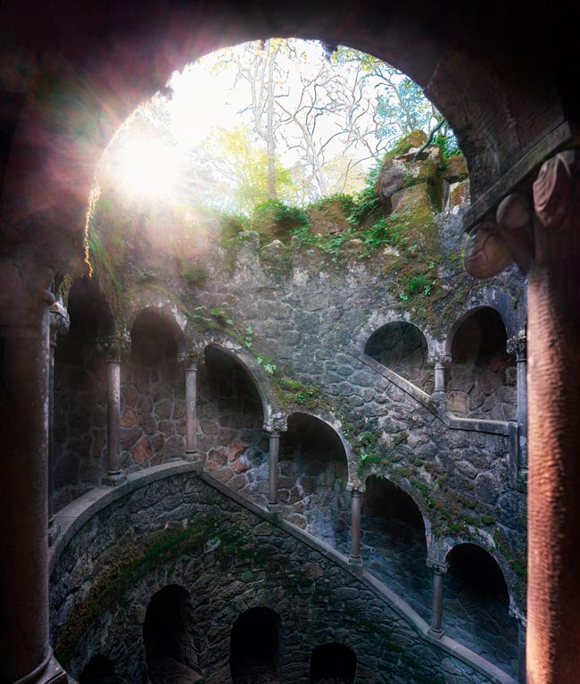 Os segredos do Poço Iniciático na Quinta da Regaleira em Sintra segredos do Poço Iniciático