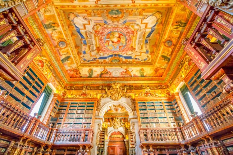 biblioteca mais bonita de Portugal