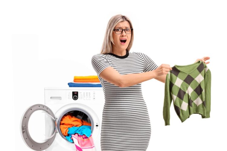como lavar roupa na máquina sem encolher
