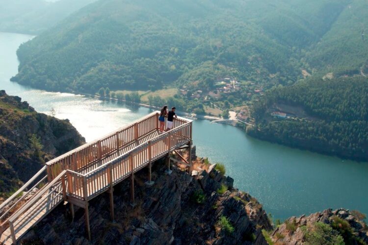 trilhos pedestres mostram o esplendor de Penafiel