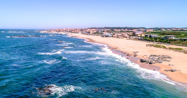 12 das melhores praias do Douro Litoral Conheça as melhores praias do Douro Litoral. São maravilhosas e prometem momentos muito bem passados para toda a família.