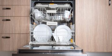 lavar na máquina de lavar louça