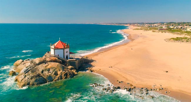 12 das melhores praias do Douro Litoral Conheça as melhores praias do Douro Litoral. São maravilhosas e prometem momentos muito bem passados para toda a família.