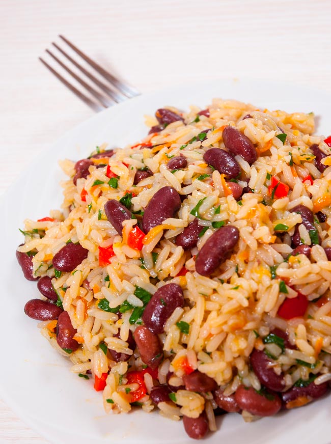 Arroz de feijão à portuguesa Descubra a explosão de sabores de um arroz de feijão irresistível. Uma receita clássica da cozinha portuguesa.