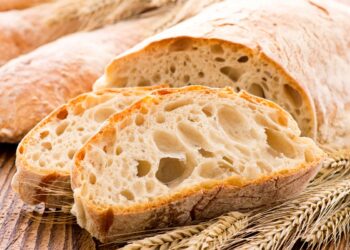 Todos os passos que explicam como congelar pão para a semana toda. Ter pão no congelador é uma decisão sensata, pois permite ter sempre um plano B.