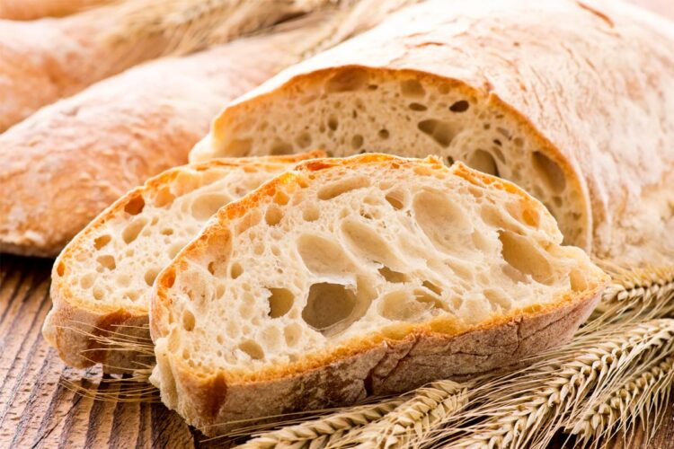 Todos os passos que explicam como congelar pão para a semana toda. Ter pão no congelador é uma decisão sensata, pois permite ter sempre um plano B.