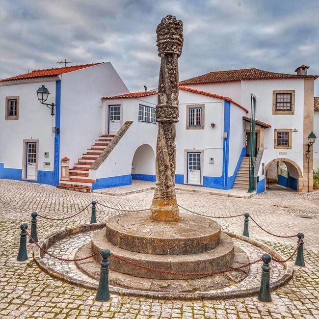 12 incríveis lugares para descobrir no Centro de Portugal No Centro de Portugal há ainda muito para descobrir, desde aldeias históricas, aldeias de xisto, lagoas, cascatas e até passadiços em plena natureza.