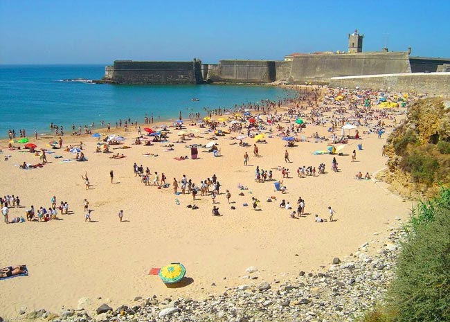 12 das melhores praias de Carcavelos e arredores Fique a conhecer praias de Carcavelos que são autênticos paraísos