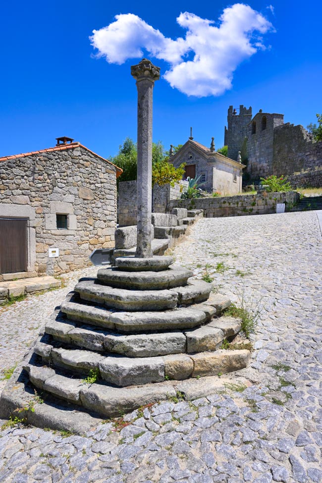 12 incríveis lugares para descobrir no Centro de Portugal No Centro de Portugal há ainda muito para descobrir, desde aldeias históricas, aldeias de xisto, lagoas, cascatas e até passadiços em plena natureza.