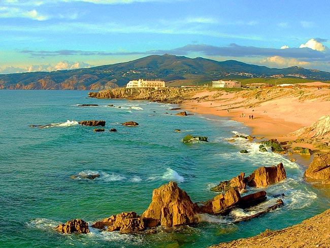 12 das melhores praias de Carcavelos e arredores Fique a conhecer praias de Carcavelos que são autênticos paraísos