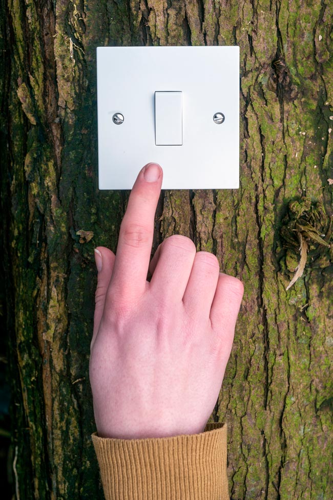 12 dicas eficazes para poupar na fatura da luz Descubra 12 dicas eficazes para poupar na fatura da luz! Aprenda a usar a energia de forma consciente e reduza seus gastos mensais.