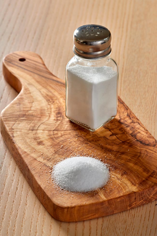 20 utilidades para o sal de cozinha que fazem a diferença O sal de cozinha pode ter muitas utilizações. Descubra 20 usos que vão ajudar!